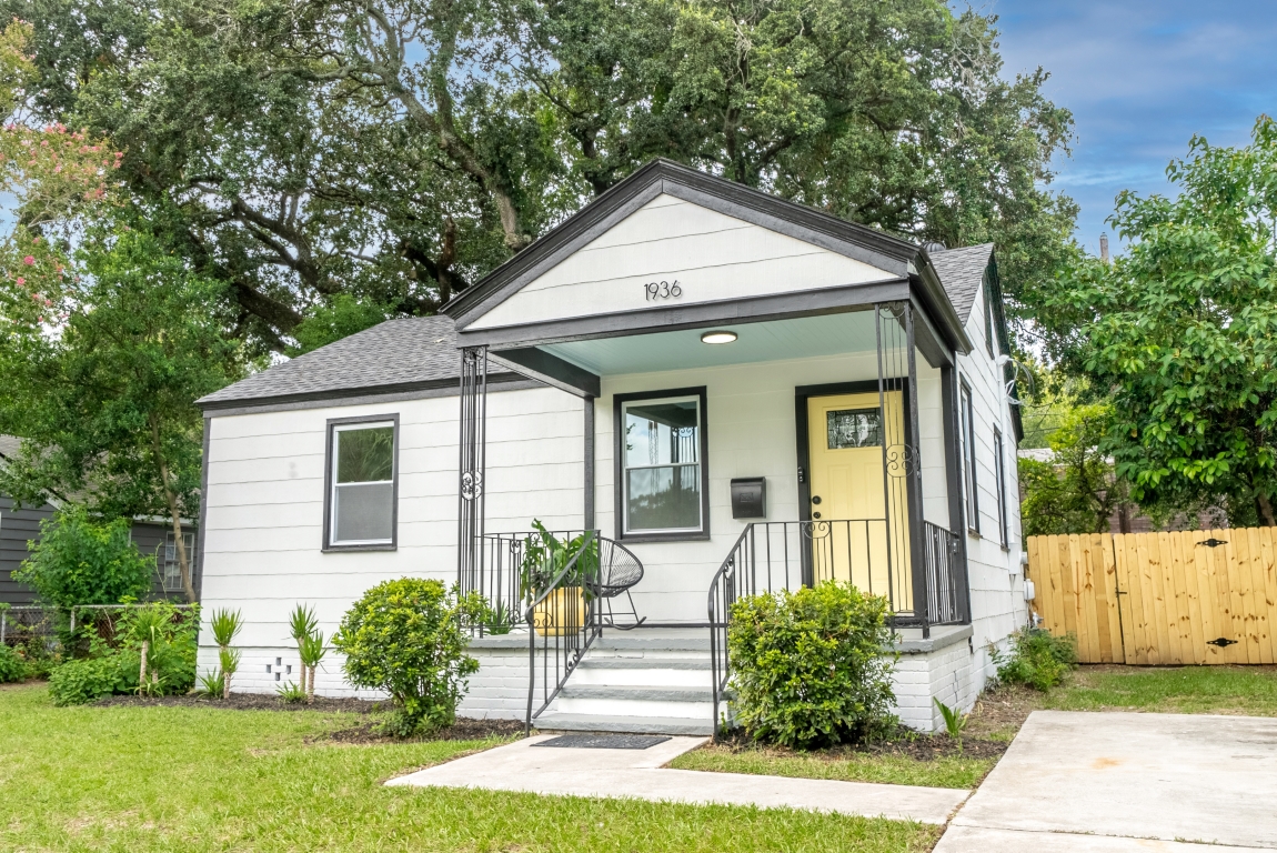 1936 Causton Bluff - New Renovation home for Sale in Savannah GA